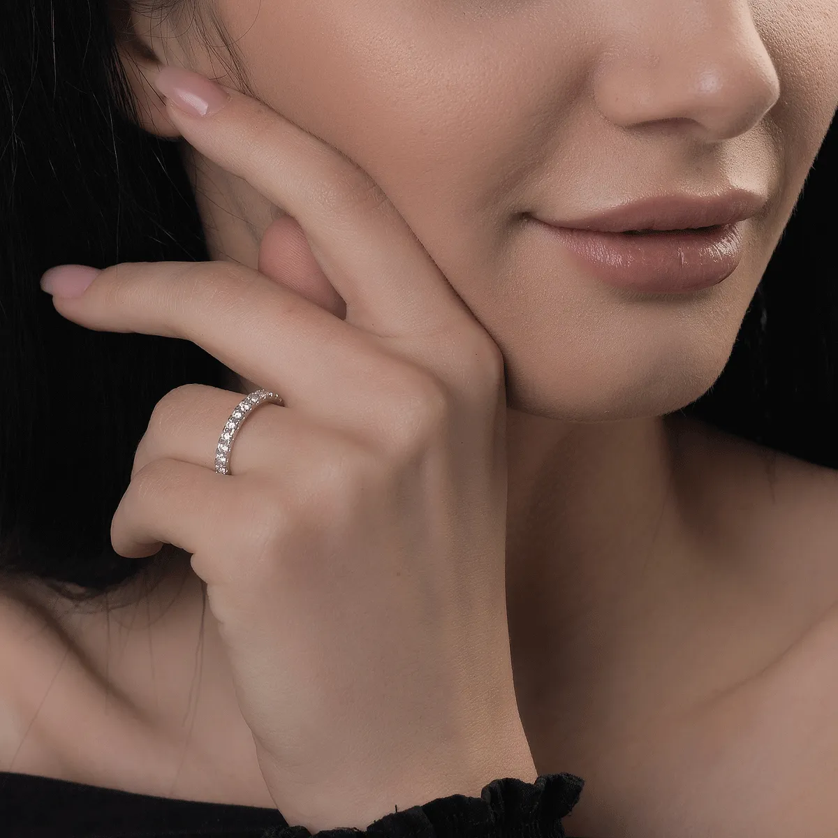 18k fehér arany gyűrű gyémántokkal 0.47ct
