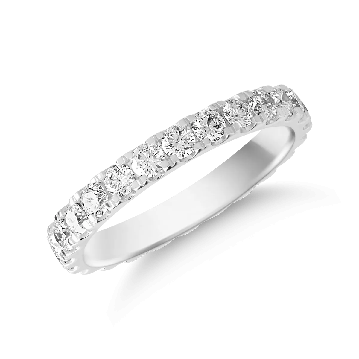 18K white gold infinity ring with 0.97ct diamonds