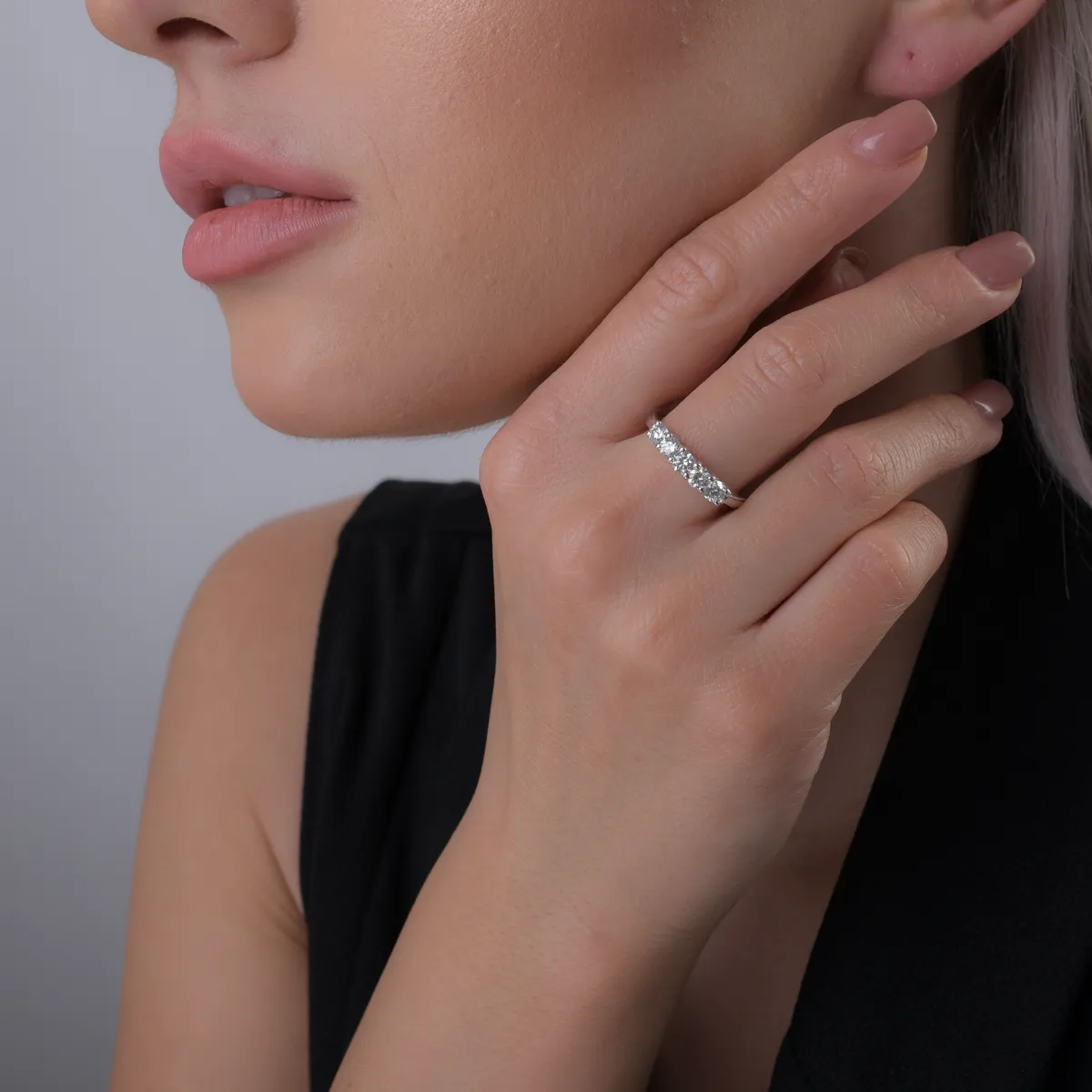 Inel din aur alb cu diamante de 0.76ct