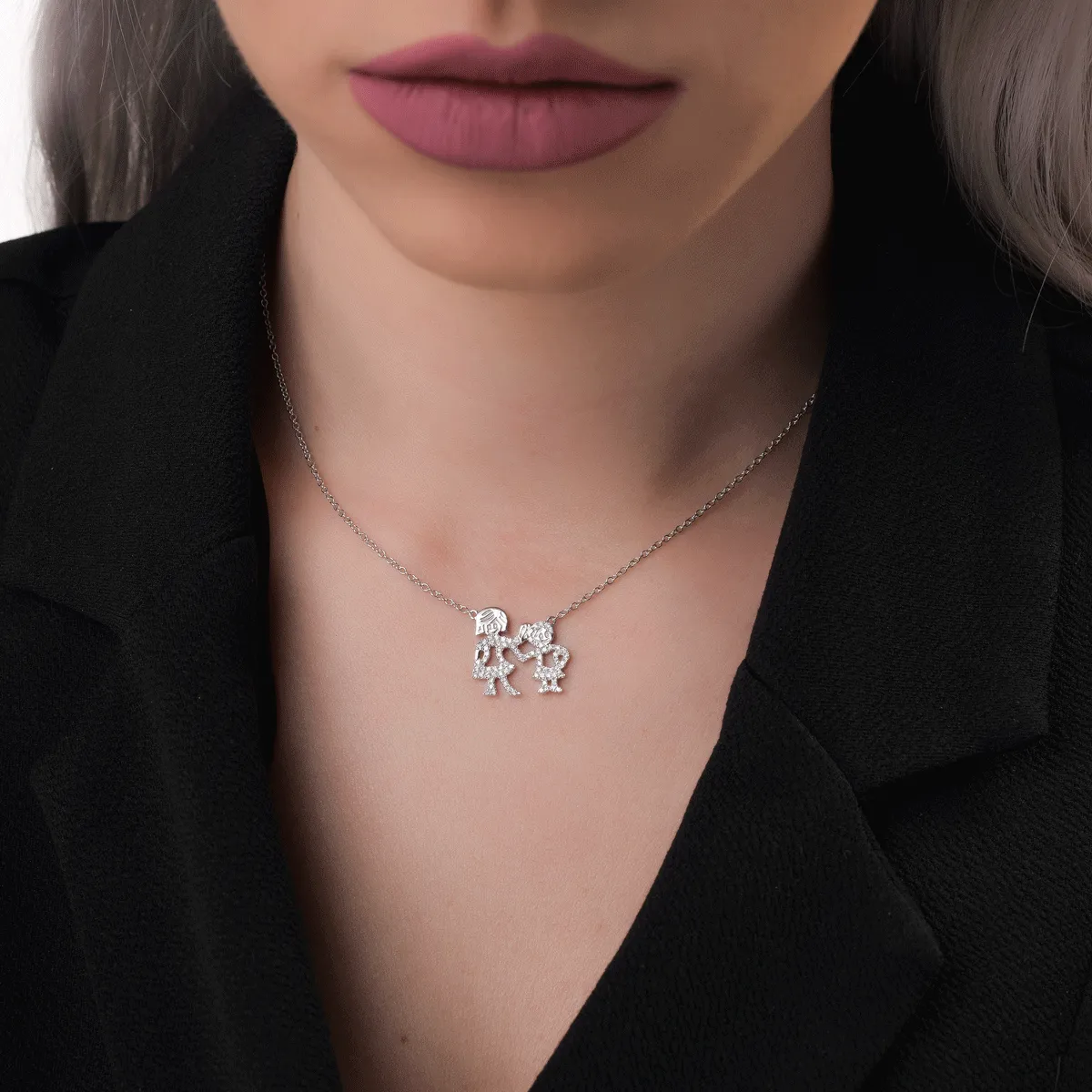 Lant cu pandantiv din aur alb cu diamante de 0.21ct