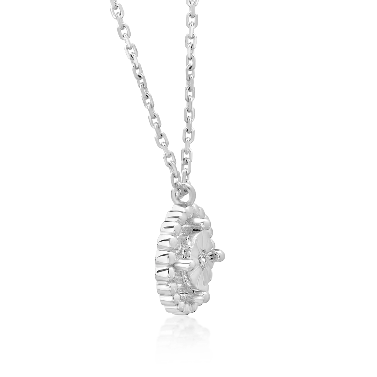 Lant cu pandantiv din aur alb cu diamante de 0.02ct