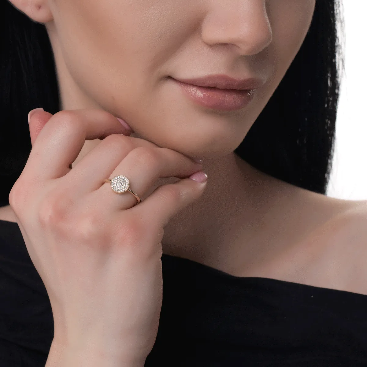 13 karátos sárga arany gyűrű 0.14 karátos gyémántokkal