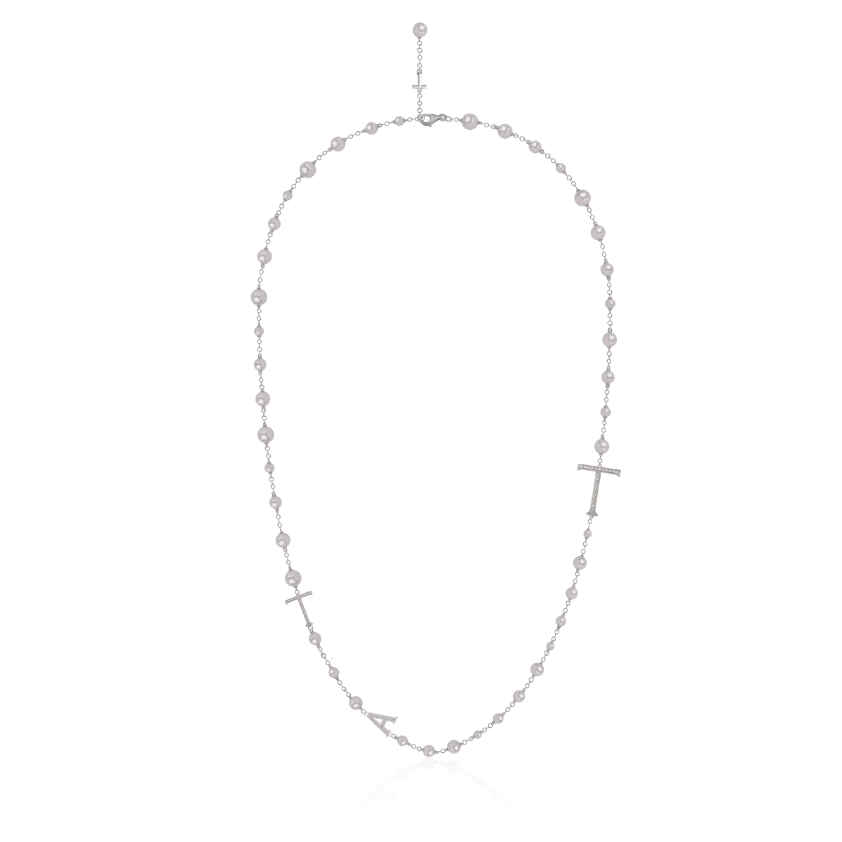 18K white gold chain with 106.48ct cultured pearls and 0.68ct diamonds