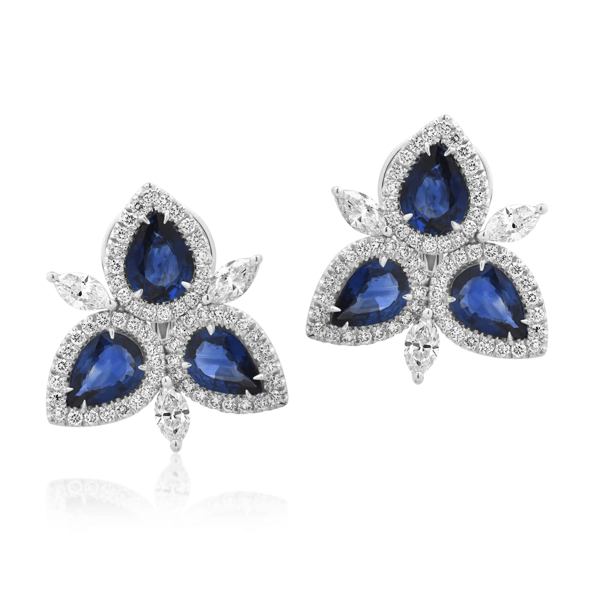 18K white gold earrings with sapphires of 6.84ct and diamonds of 2.4ct