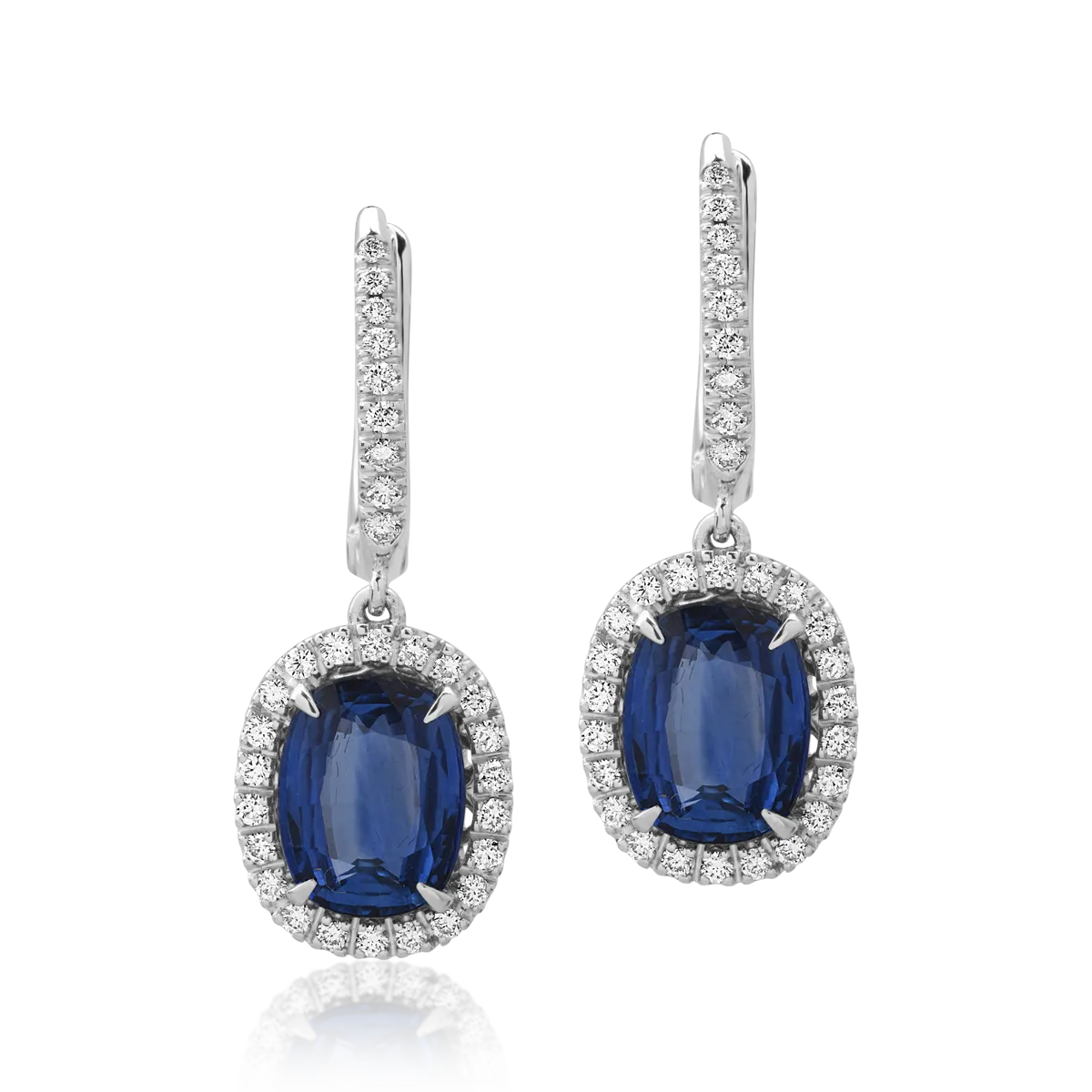 18K white gold earrings with sapphires of 4.19ct and diamonds of 0.42ct