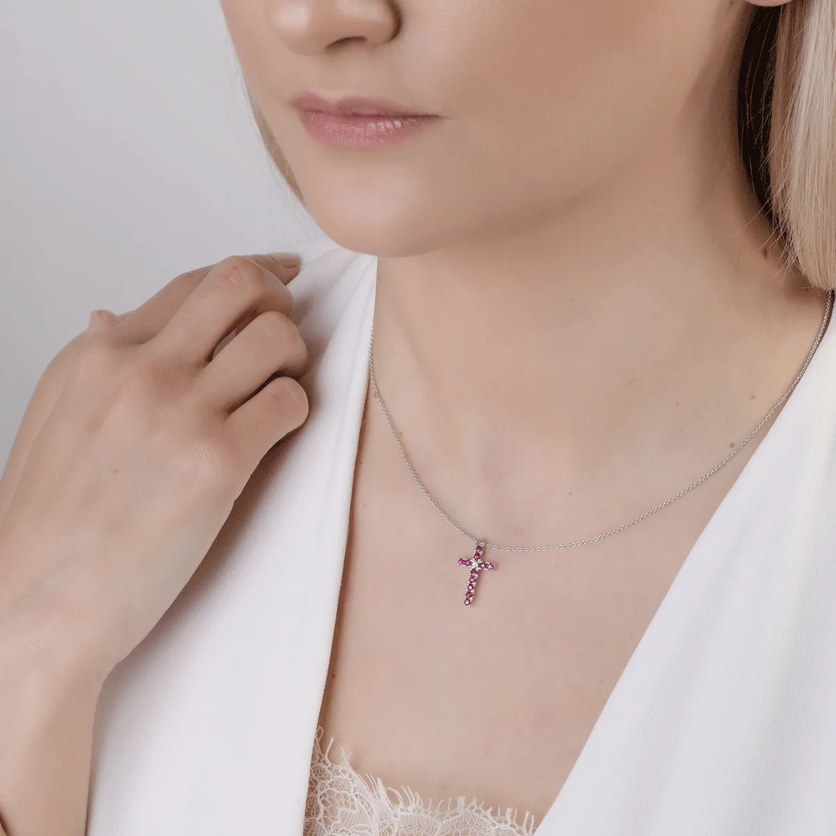 Lant cu pandantiv din aur alb cu rubine de 0.4ct si diamant de 0.03ct - imagine 4