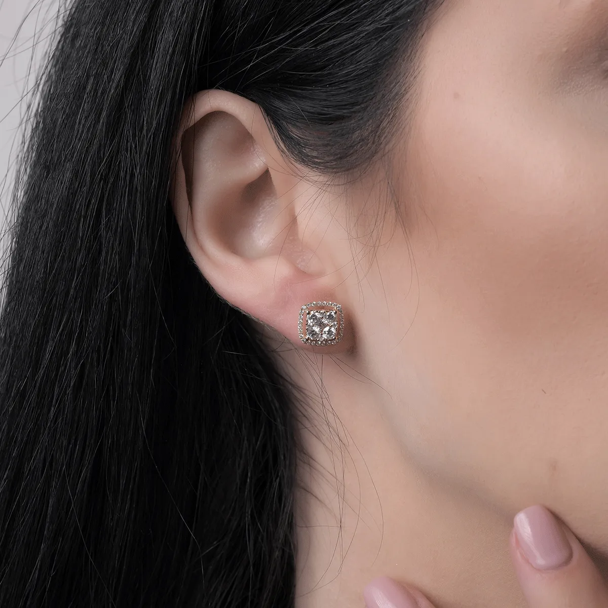 18K жълти златни обеци с 0,9ct диаманта
