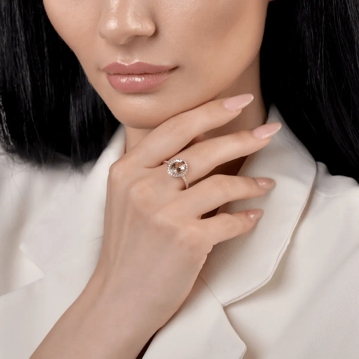 Inel din aur roz de 18K cu morganit de 1.7ct si diamante de 0.312ct