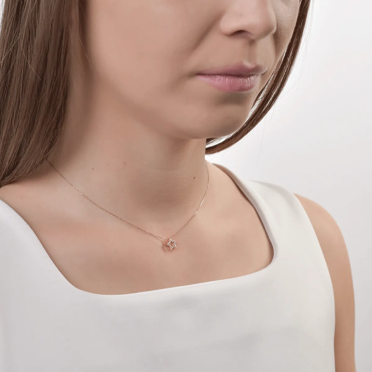 Колие с висулка от 18K розово злато с диаманти 0.59ct
