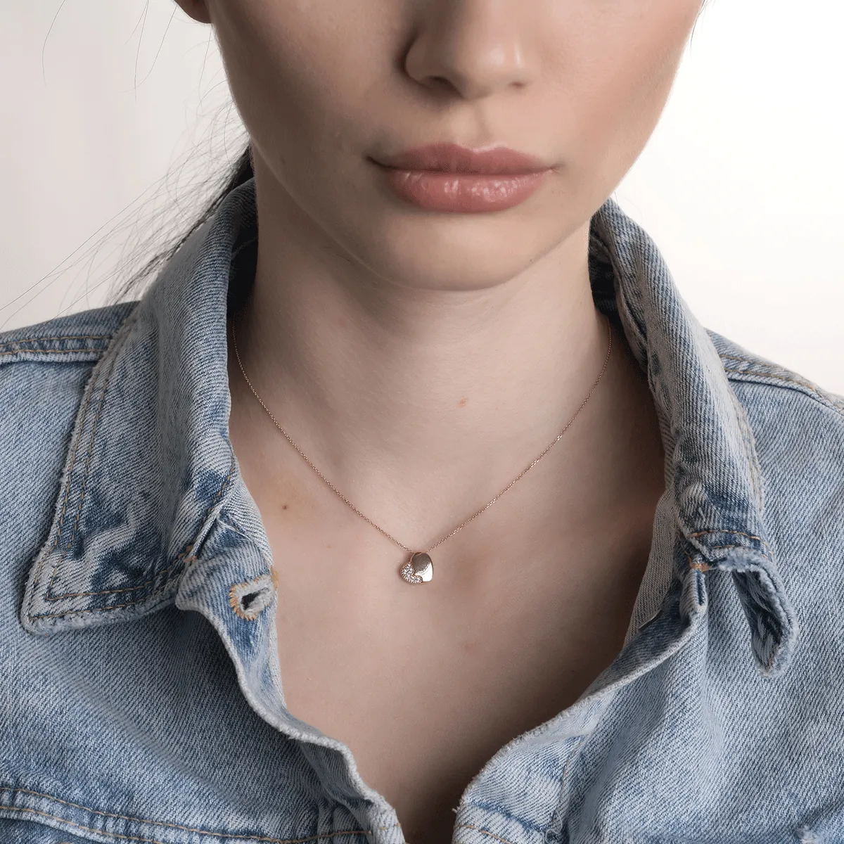 Nyaklánc szív alakú medállal 14K-os rózsaszín aranyból