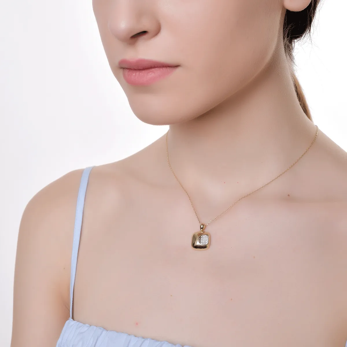 Pandantiv din aur galben de 14K